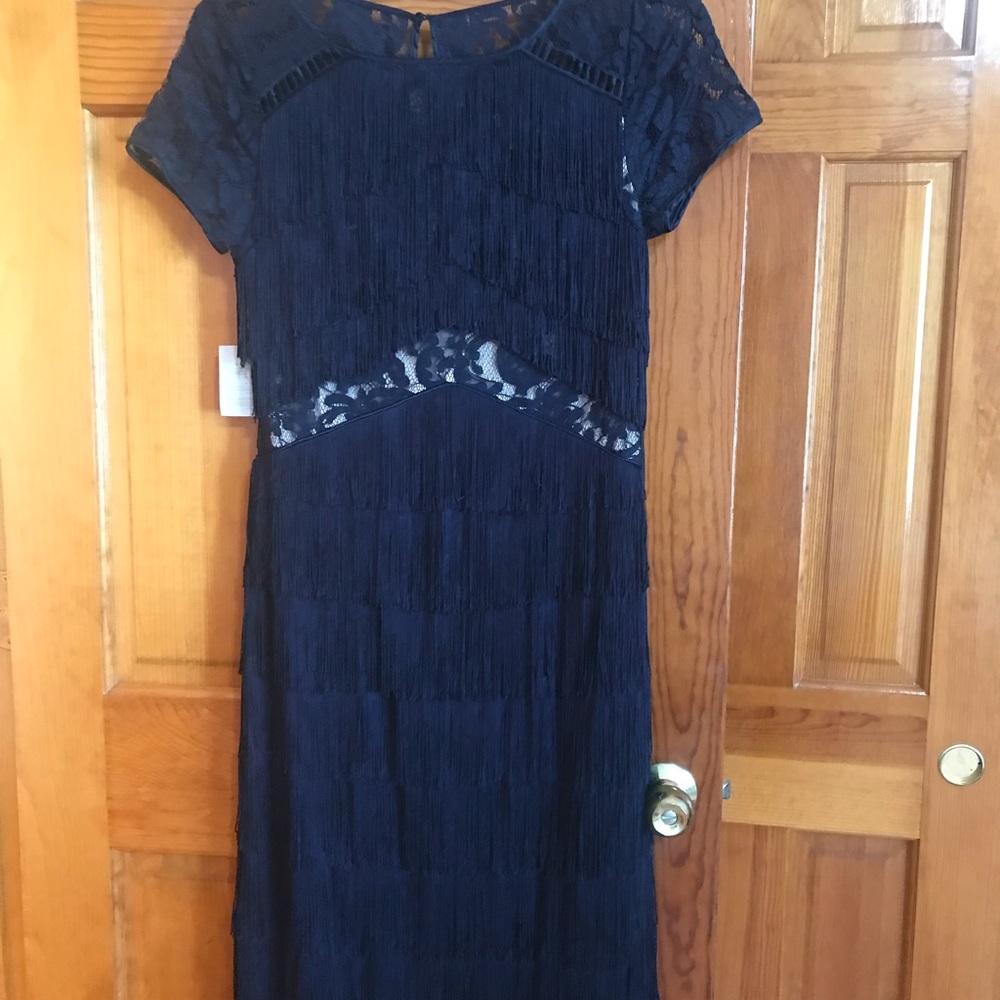From Bloomingdale’s  navy long evening gown with all fringes and fully lined - Picture 6 of 17